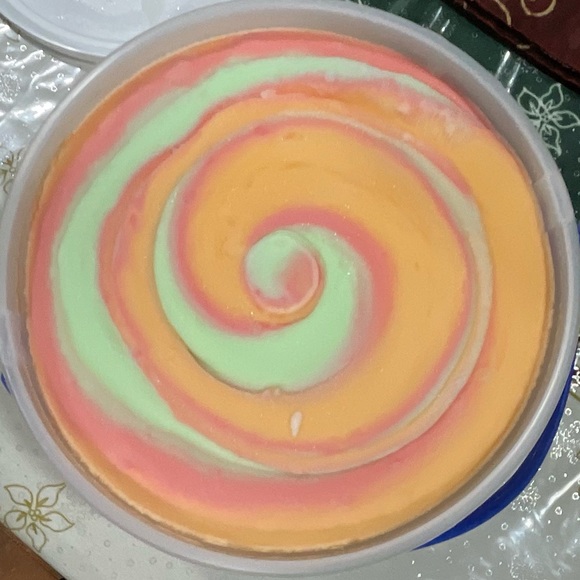 Meet your Posher, Qhyit - Picture 1 of 1